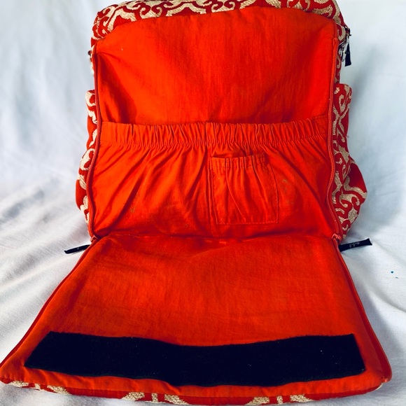 Petunia Pickle Bottom Backpack - Picture 8 of 9